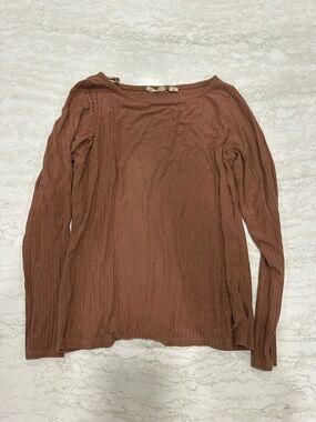 Women’s Long Sleeve Ribbed Top in Brown